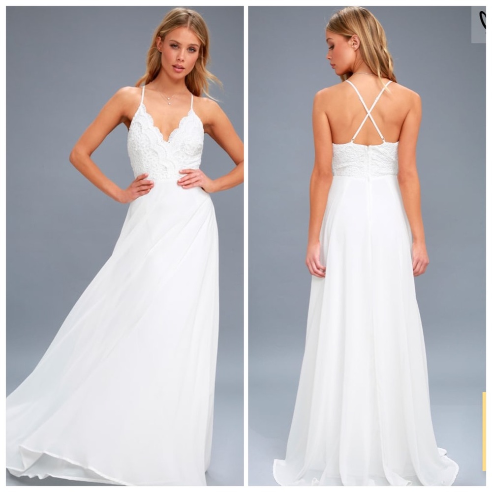 Lulu’s Madalyn White Lace Maxi Dress